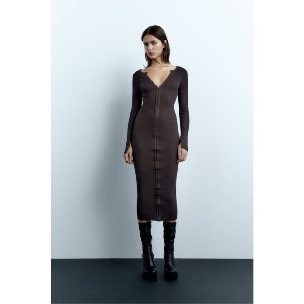 ZARA FITTED HOOK CLOSURE KNIT DRESS